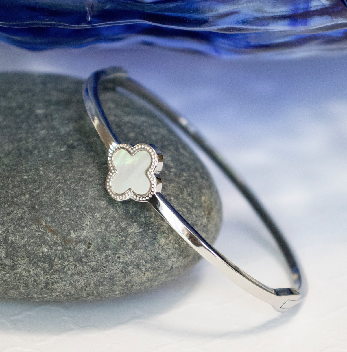 MOTHER OF PEARL CLOVER BANGLE